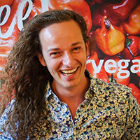 Daniël Gerritsen is expert voeding en gezondheid en medewerker maatschappelijke profilering bij de Vegetariersbond