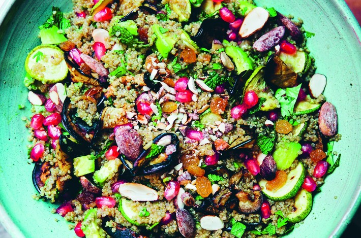 Salade met quinoa, amandel en munt